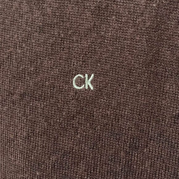 Calvin Klein Burgundy 100% Italian Merino Wool V-Neck Sweater Mens SZ L - Picture 3 of 6